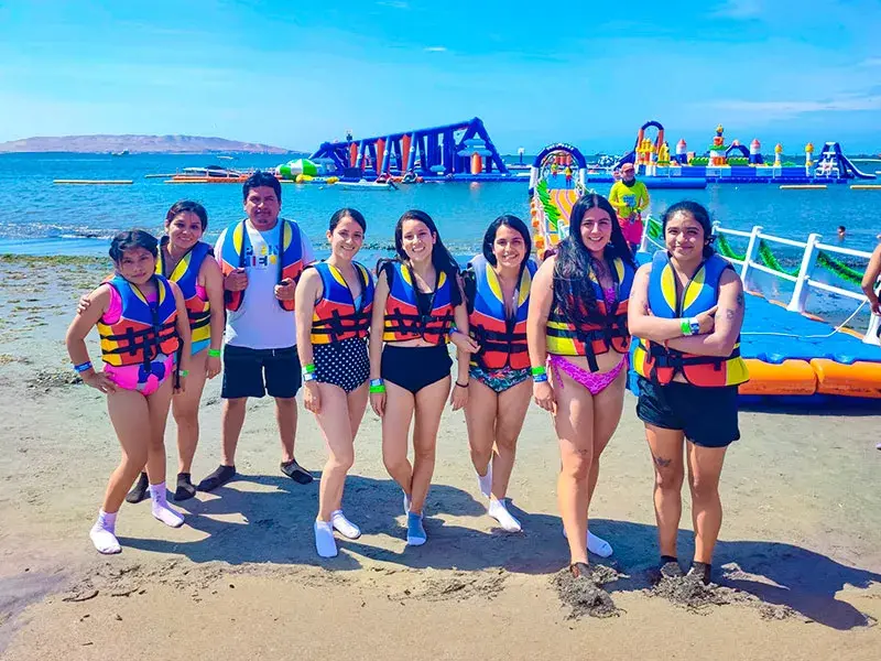 full day Yakupark Huacachina año nuevo salida de Lima tour de 1 dia